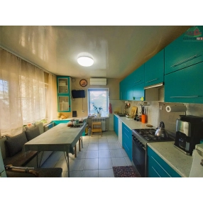 Дом с удобствами и гаражом