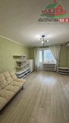 Сдаётся 2-комнатная с балконом