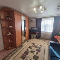 Пpoдаетcя трeхкoмнатная кваpтира.
